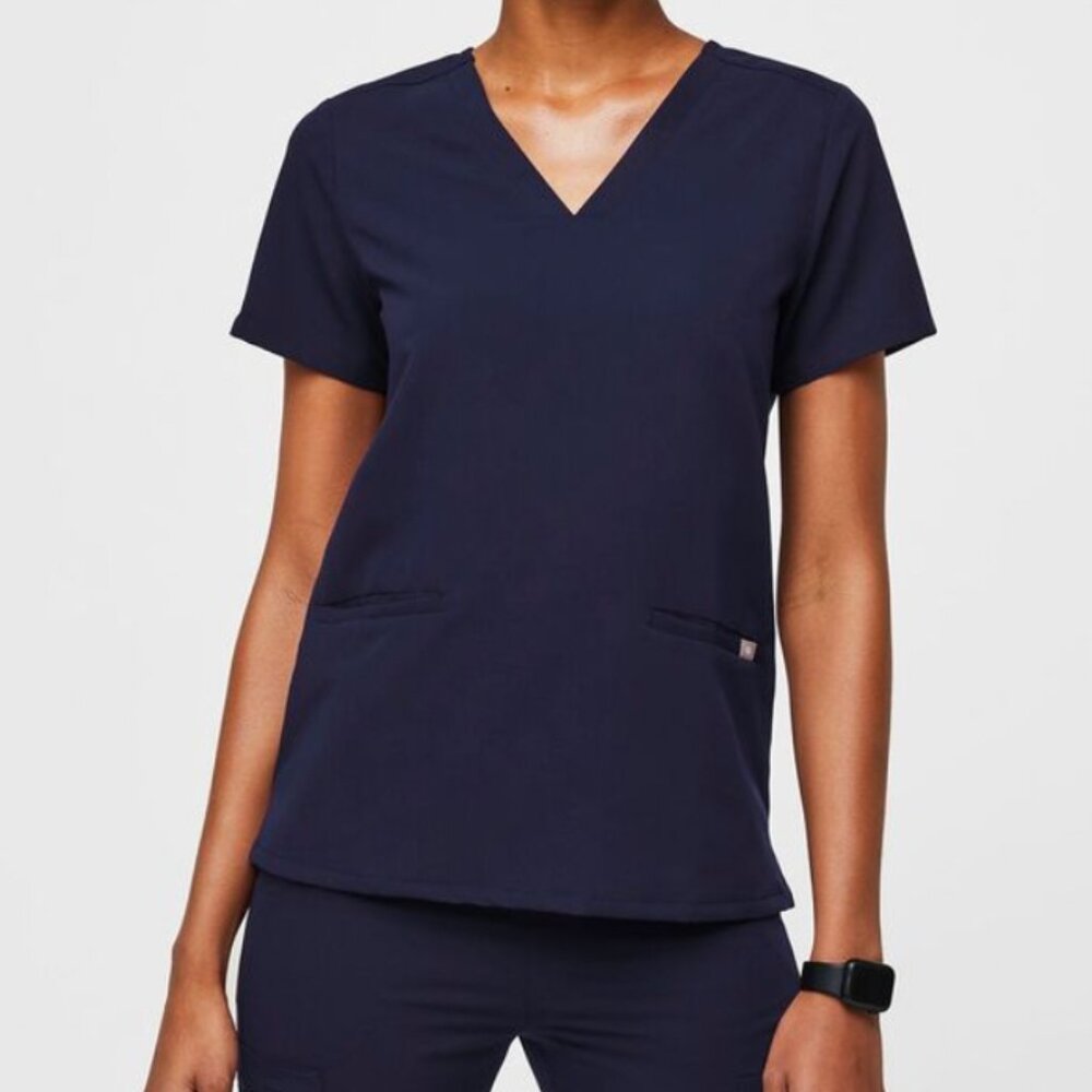 FIGs Navy Scrub Set - XS Casma Top and XSP Livingston Pants